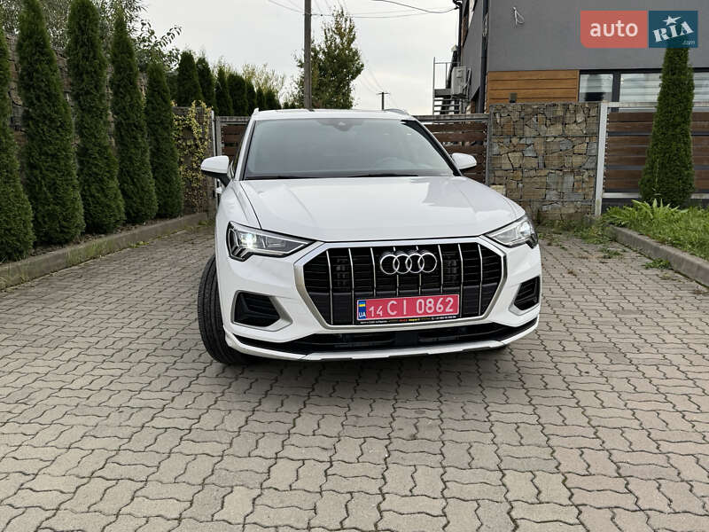 Audi Q3 2021