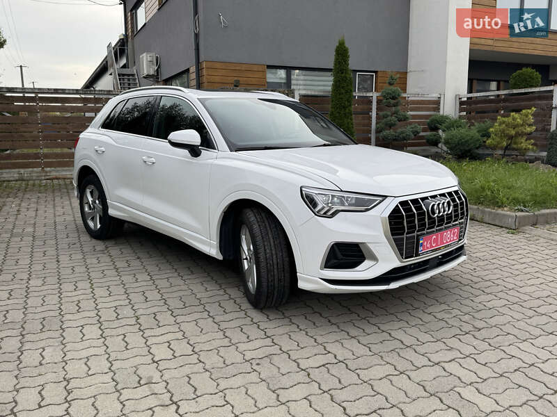 Audi Q3 2021