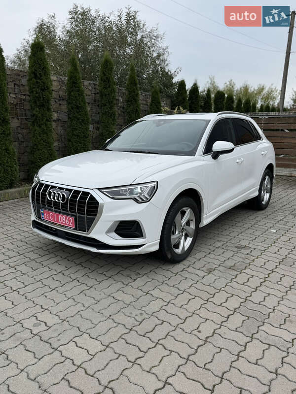 Audi Q3 2021