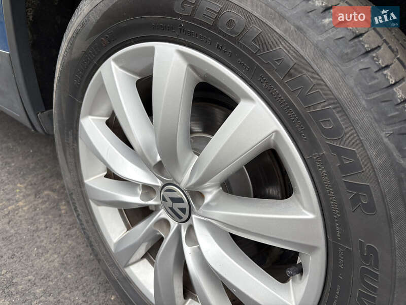 Volkswagen Tiguan 2012