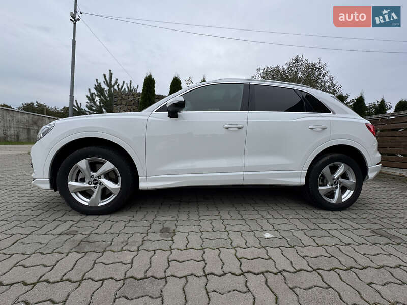 Audi Q3 2021