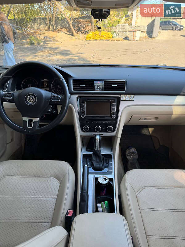 Volkswagen Passat 2012