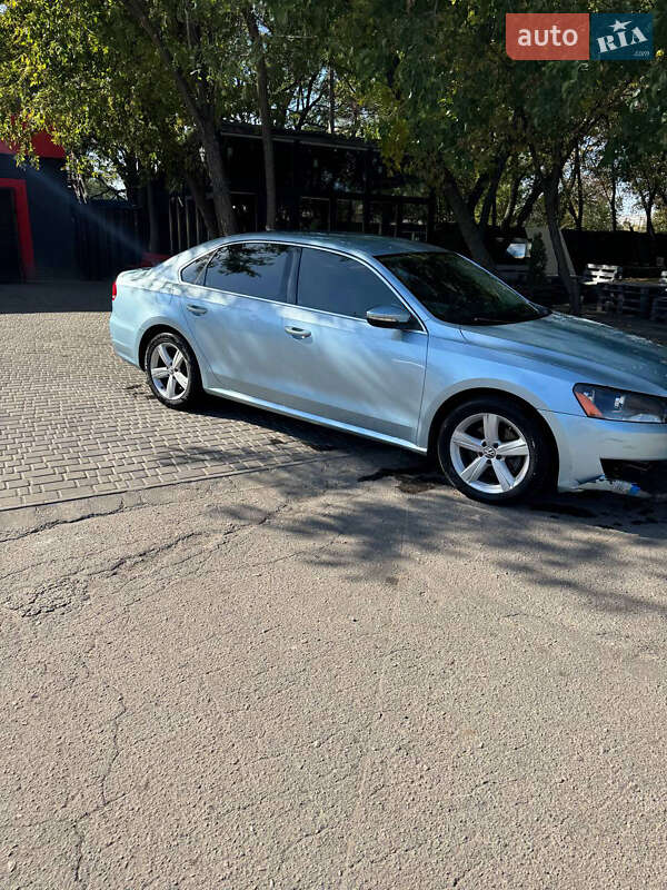 Volkswagen Passat 2012