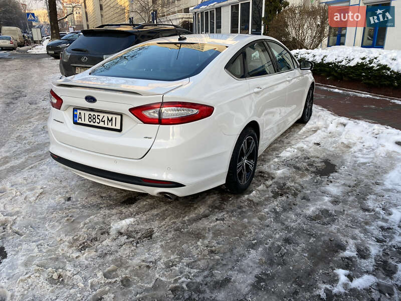 Ford Fusion 2016