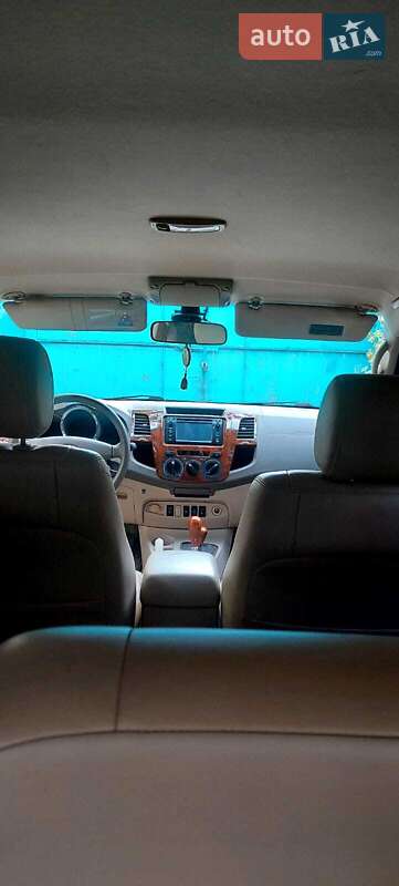 Toyota Fortuner 2008
