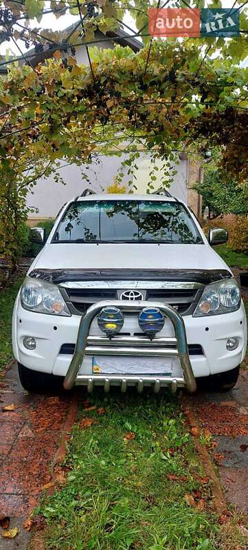 Toyota Fortuner 2008