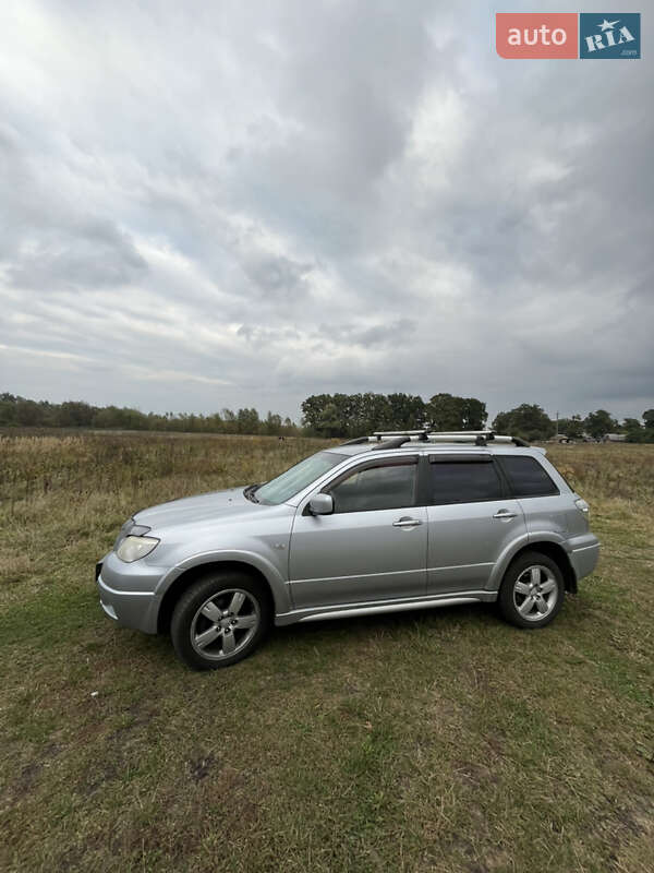 Mitsubishi Outlander 2008
