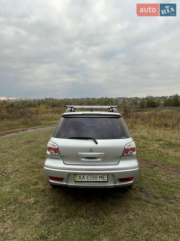 Mitsubishi Outlander 2008