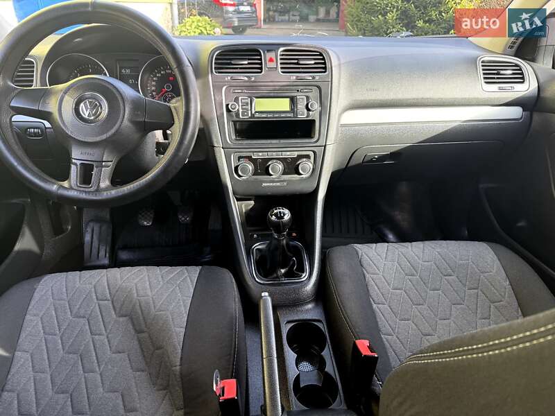 Volkswagen Golf 2011