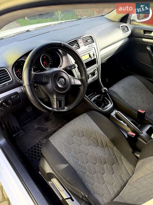 Volkswagen Golf 2011
