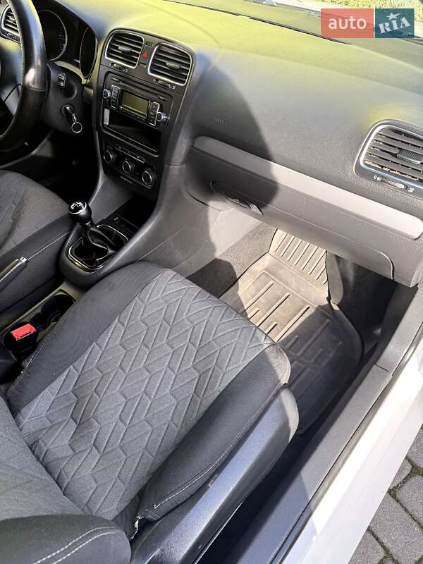 Volkswagen Golf 2011