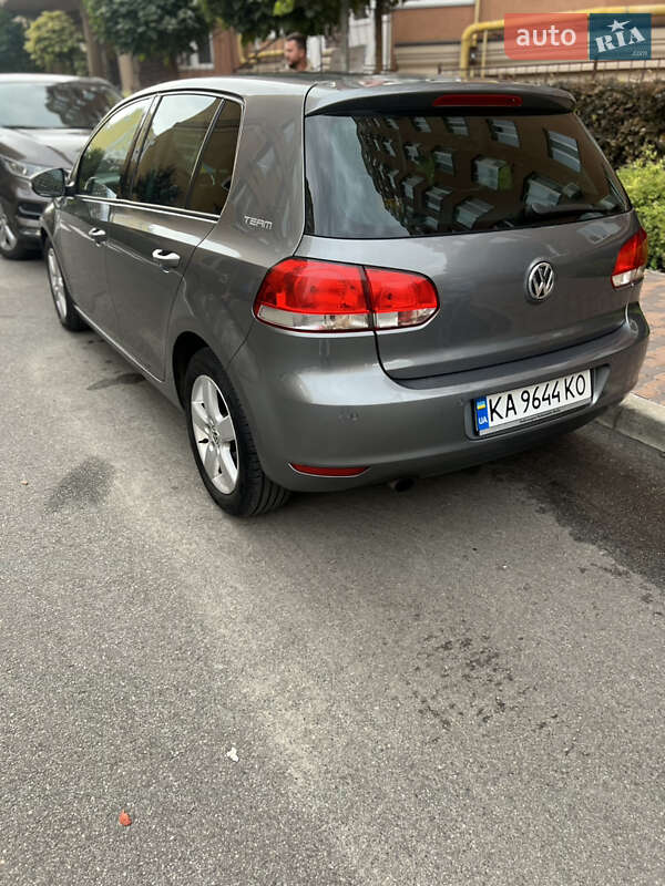 Volkswagen Golf 2010