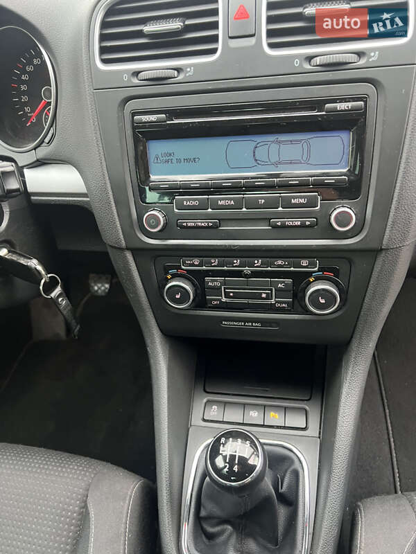 Volkswagen Golf 2010