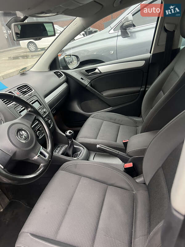 Volkswagen Golf 2010