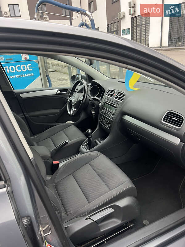 Volkswagen Golf 2010