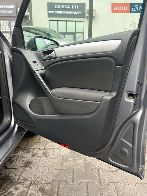 Volkswagen Golf 2010