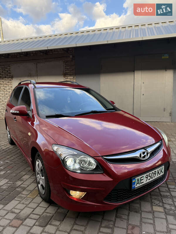 Hyundai i30 2011