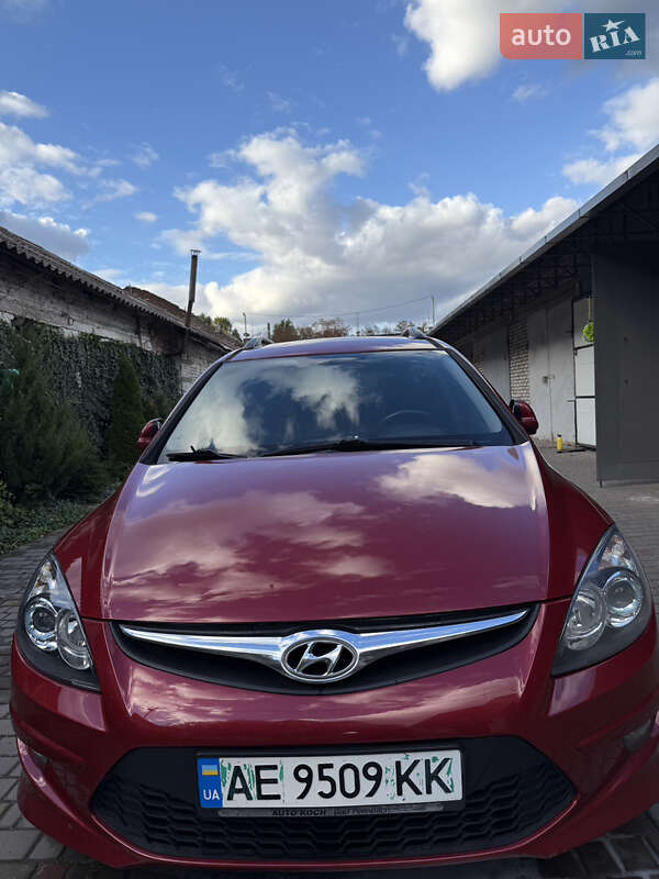 Hyundai i30 2011