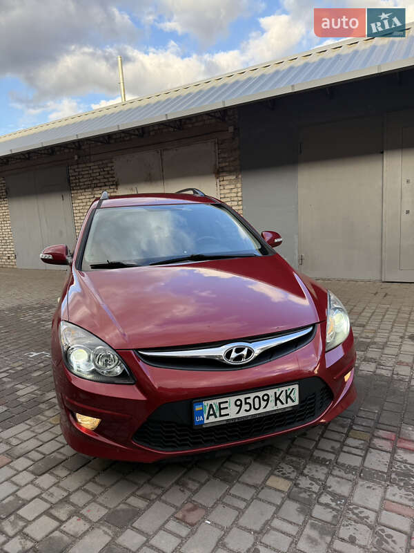 Hyundai i30 2011