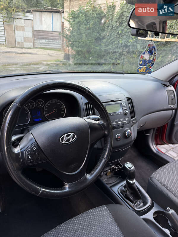 Hyundai i30 2011