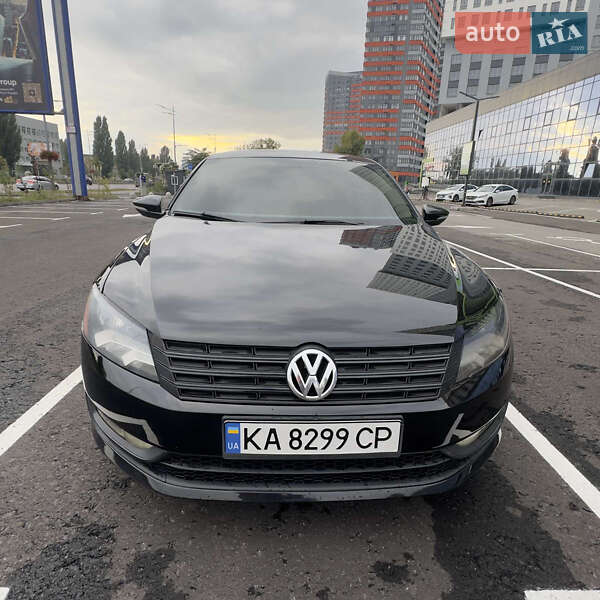 Volkswagen Passat 2011
