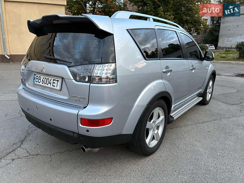 Mitsubishi Outlander 2008