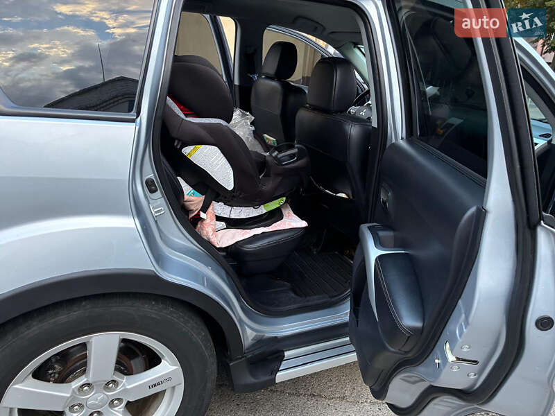 Mitsubishi Outlander 2008