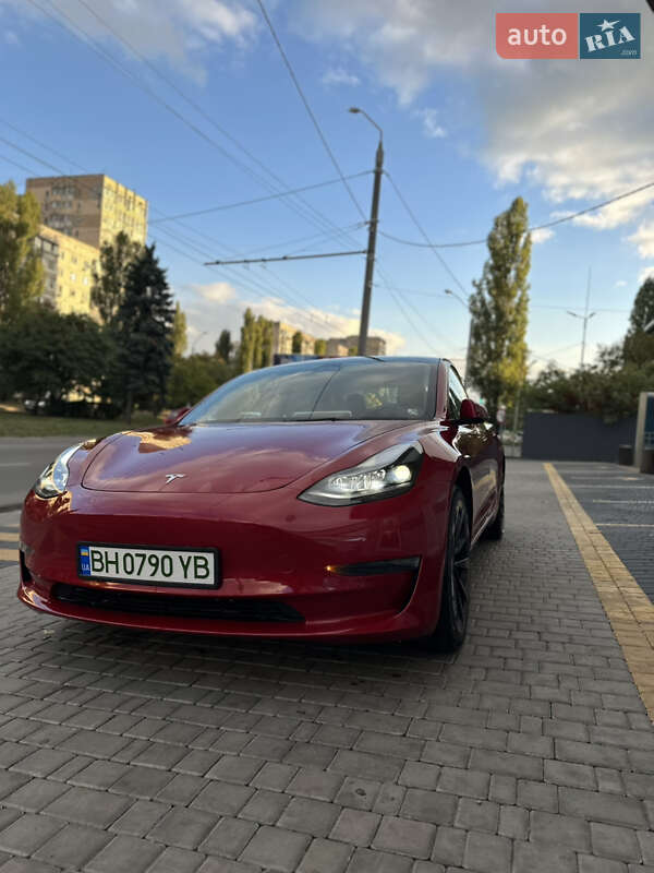 Tesla Model 3 2022