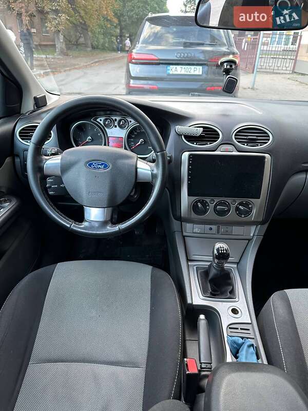 Ford Focus 2010