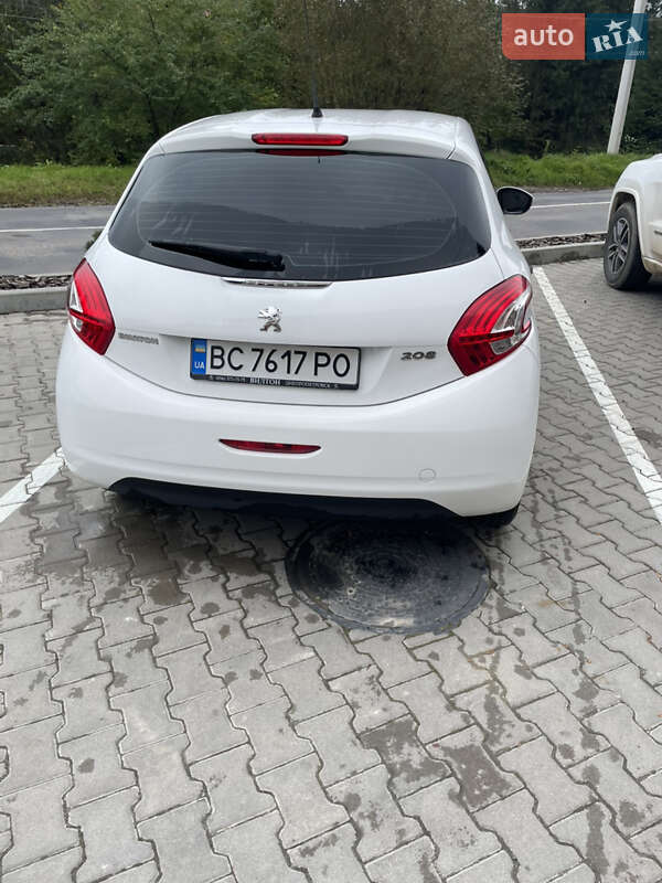 Peugeot 208 2013