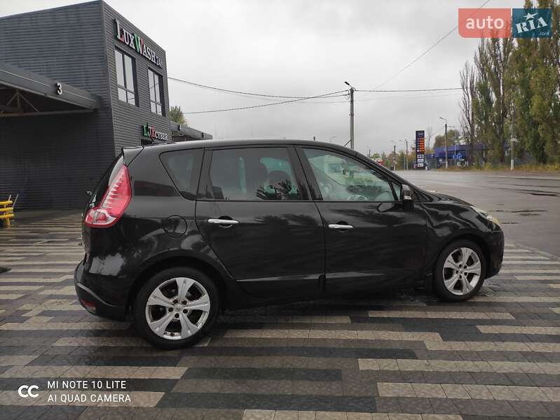 Renault Scenic 2010