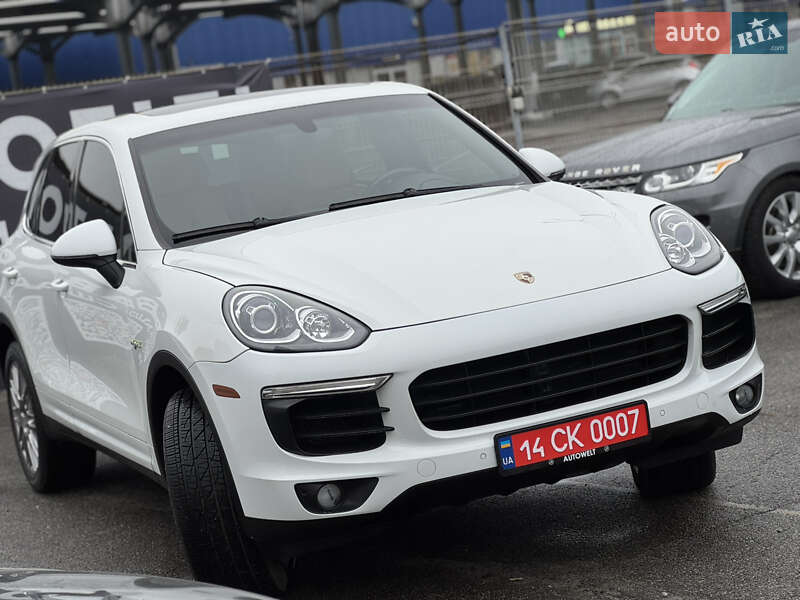 Porsche Cayenne 2015