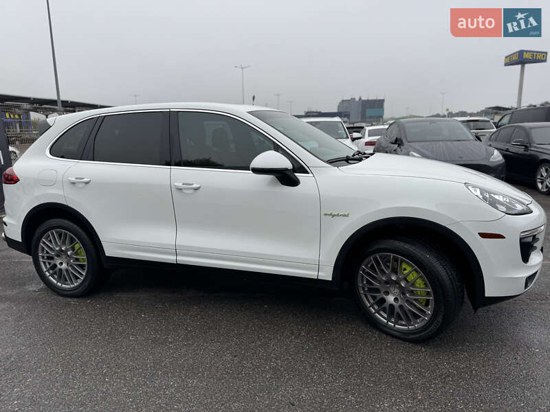 Porsche Cayenne 2015