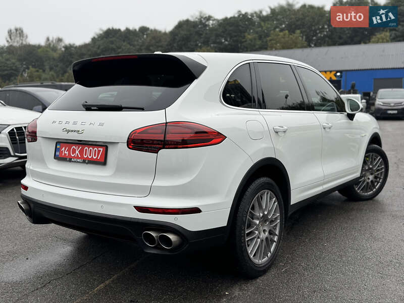 Porsche Cayenne 2015