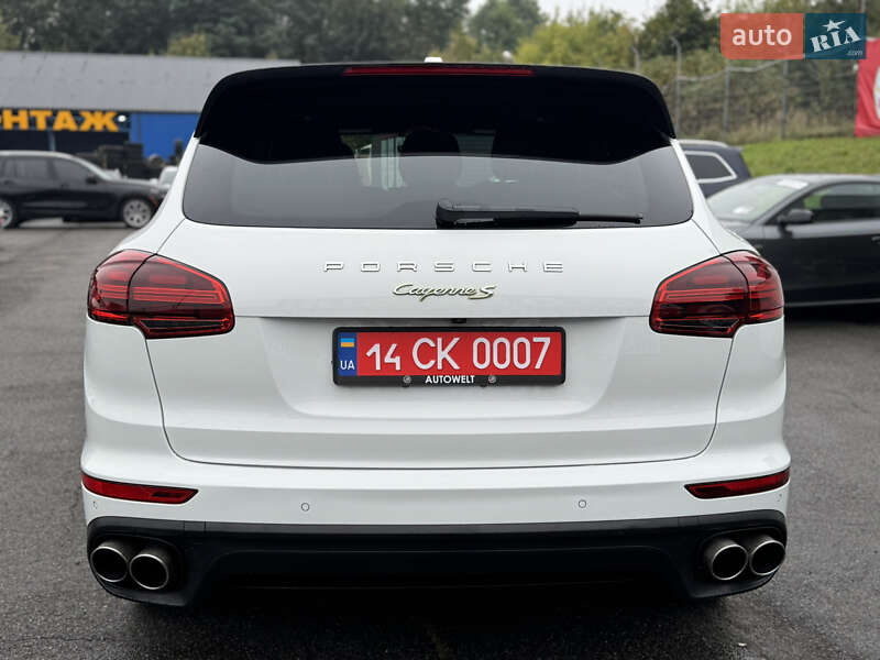 Porsche Cayenne 2015