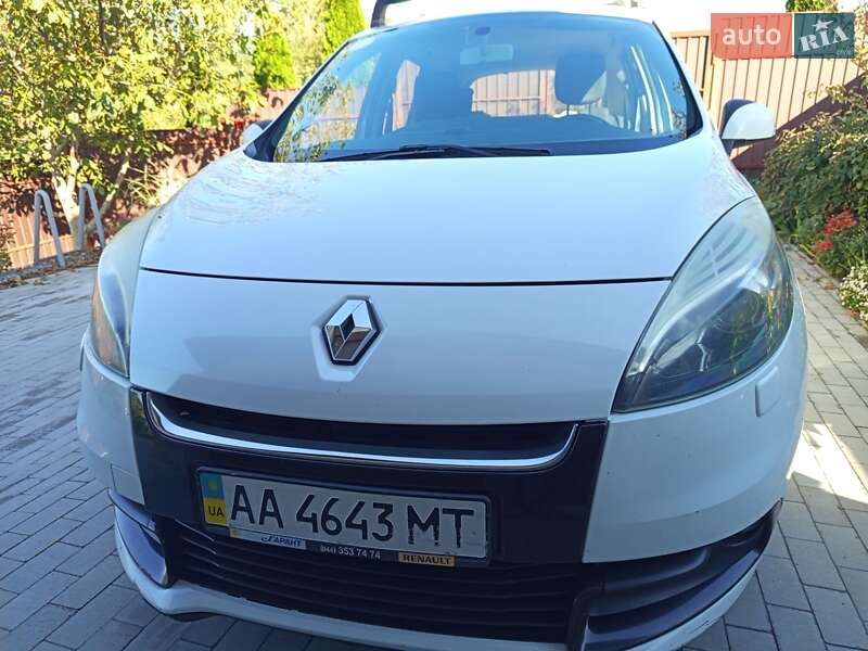 Renault Scenic 2013