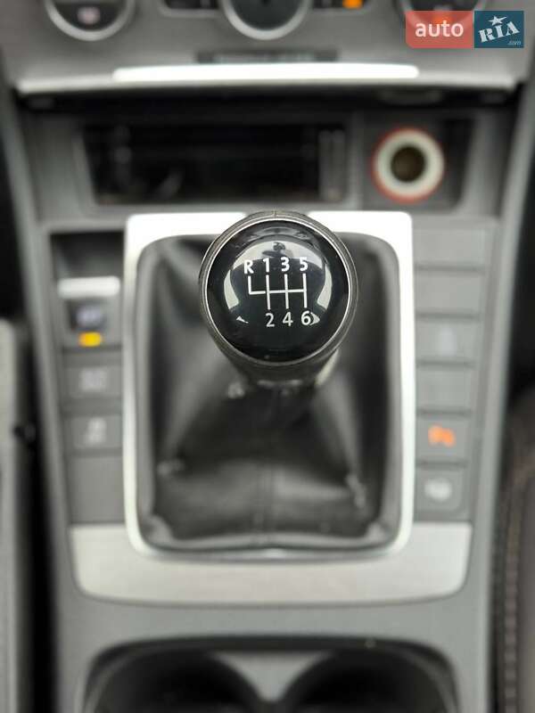 Volkswagen Passat 2012