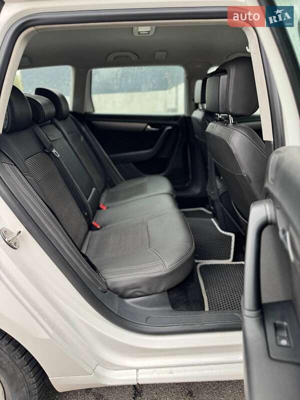 Volkswagen Passat 2012