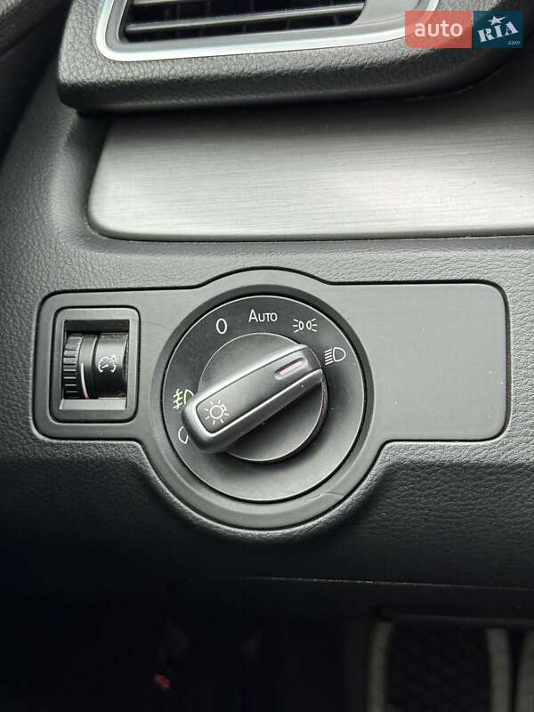 Volkswagen Passat 2012