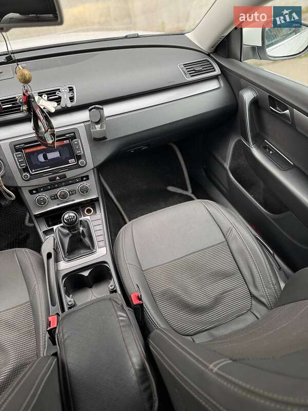 Volkswagen Passat 2012