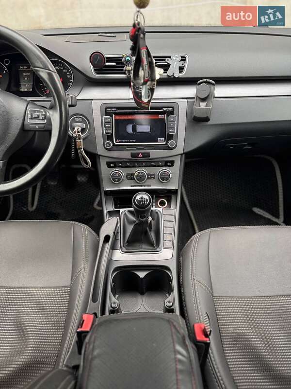 Volkswagen Passat 2012