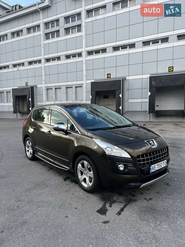 Peugeot 3008 2011