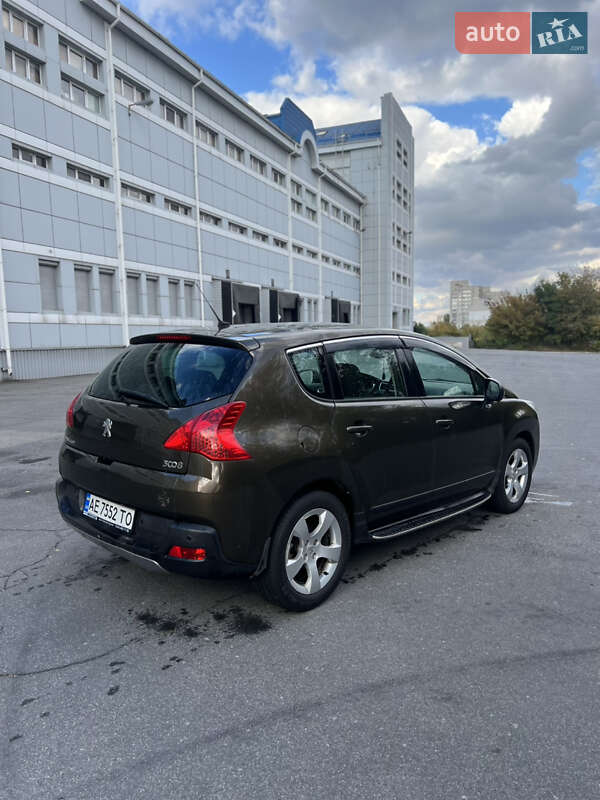Peugeot 3008 2011