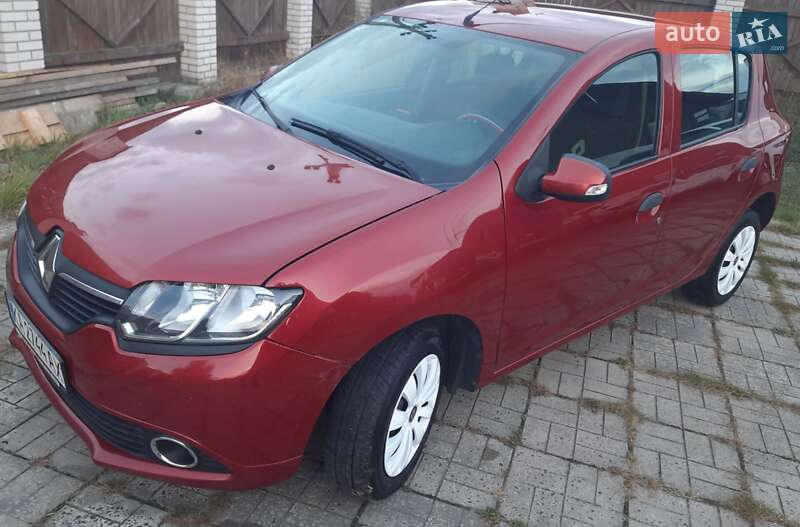 Renault Sandero 2014