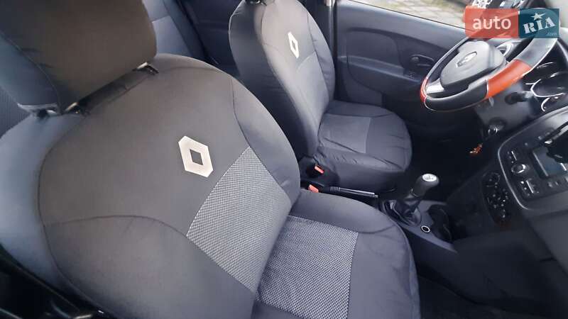 Renault Sandero 2014