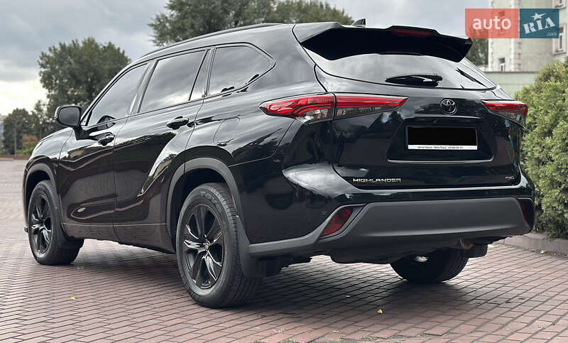 Toyota Highlander 2020