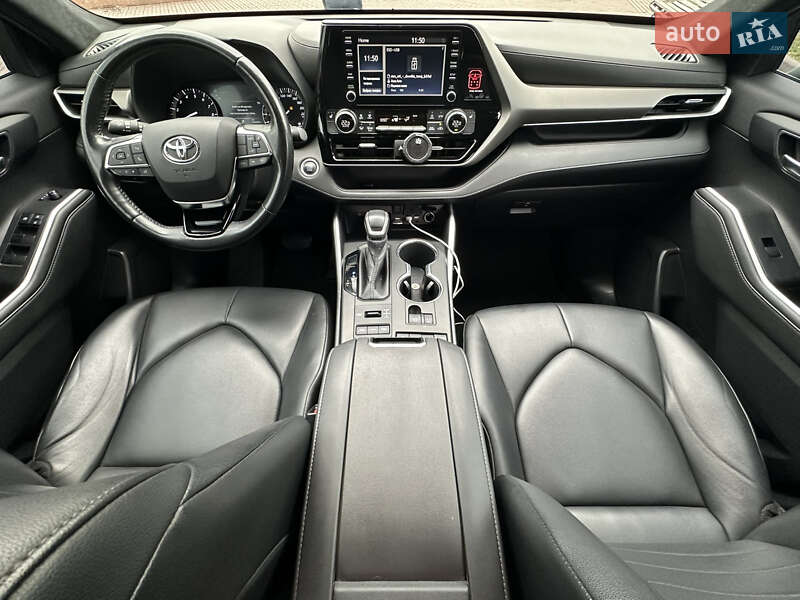 Toyota Highlander 2020