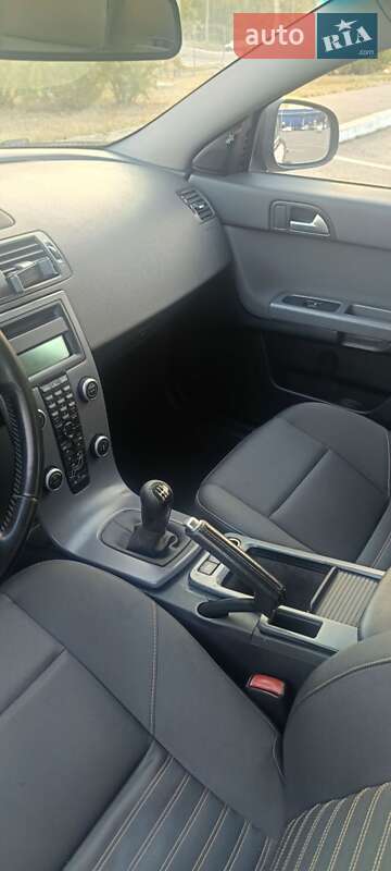 Volvo V50 2011