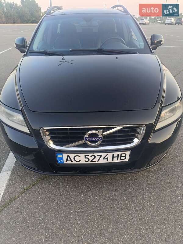 Volvo V50 2011