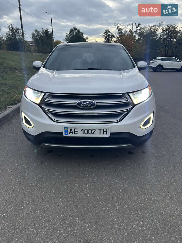 Ford Edge 2015